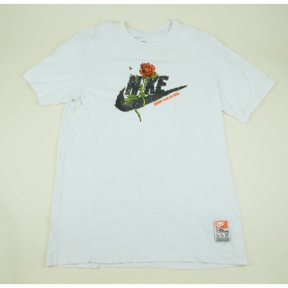 Nike Men's White T-Shirt Size Small DQ1027-100 'Grow Your Sole' Graphic Tee - Picture 1 of 11